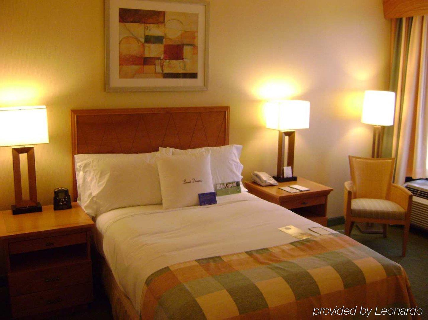 Hotel Wyndham Columbus Worthington Habitación foto
